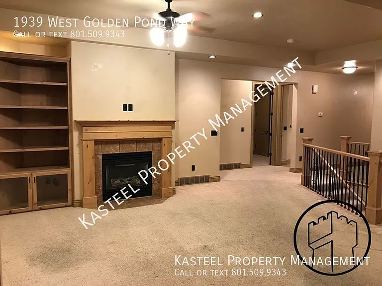 1939 W Golden Pond Way — Photo 3