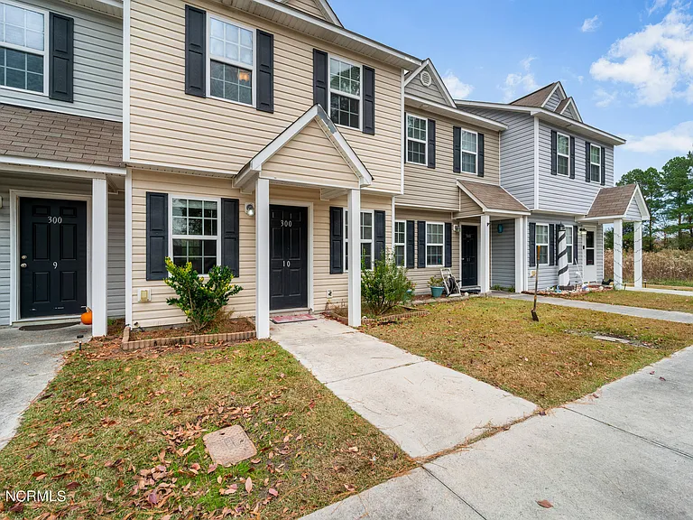 300 Burley Dr #10 — Photo 20