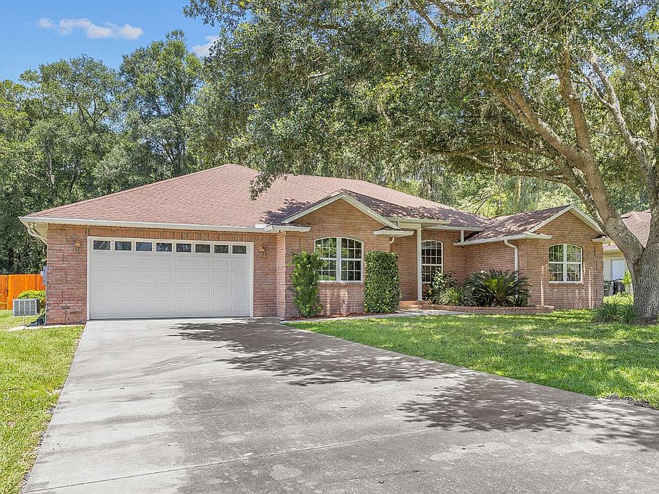 1st image of 235 SW Phillips Cir