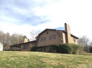 2990 Ramblewoods Dr, Valdese, NC 28690