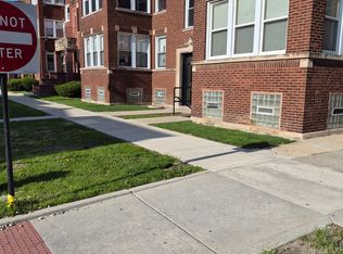 1142 E 67th St APT 1, Chicago, IL 60637