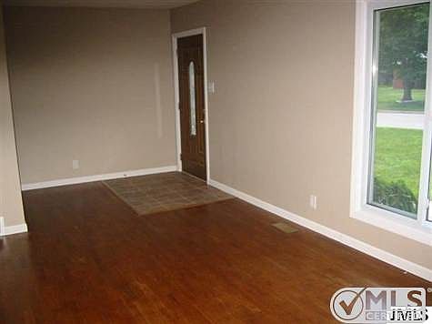 2nd image of 561 Birchwood St