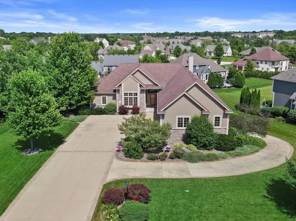 6150 South Conservancy DRIVE, New Berlin, WI 53151