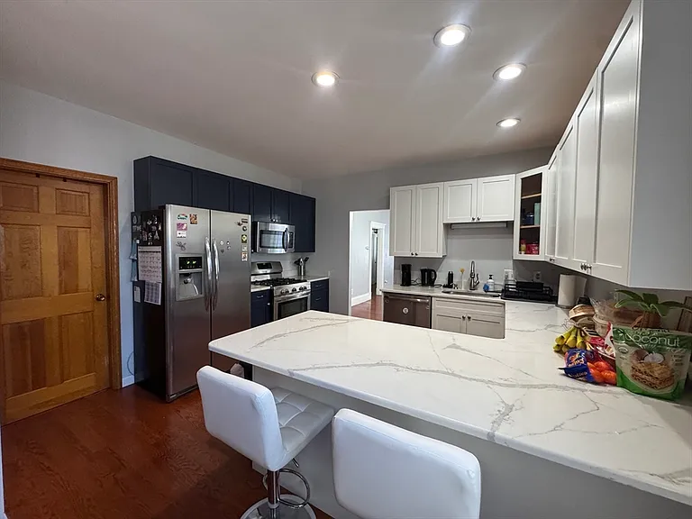 19 Pearl Ave #19 — Photo 4