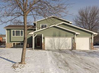 6406 110th Ave N, Champlin, MN 55316