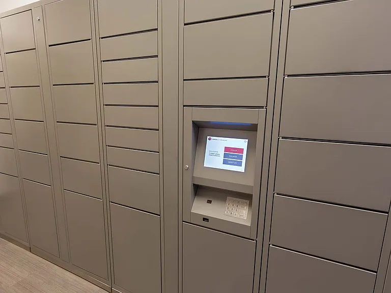Safe and secure automated package pickup