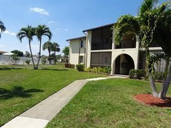 3530 Pine Needle Drive #B2, Greenacres, FL 33463