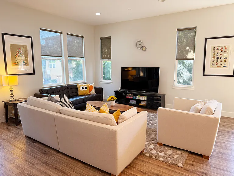 2423 Stearman Ln #1 — Photo 5