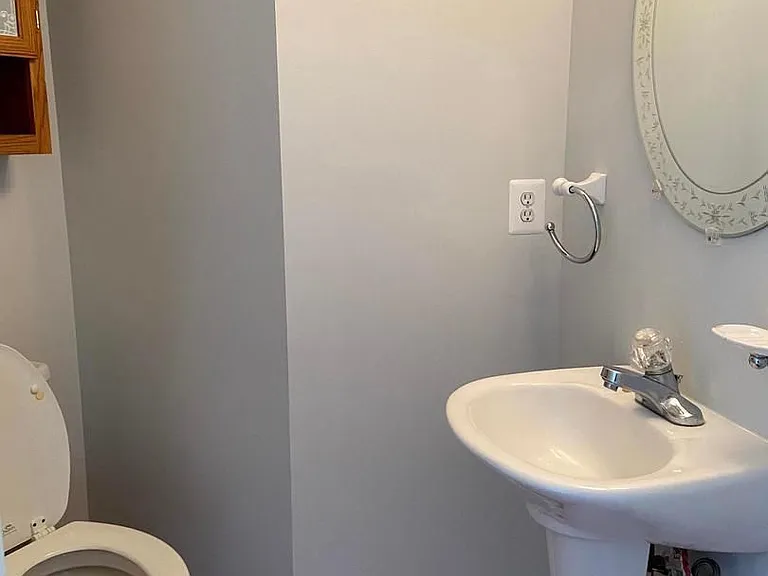 2480 Angeline Dr #304 — Photo 14