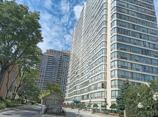 55 Elm Dr W #2306, Mississauga, ON L5B 3Z3