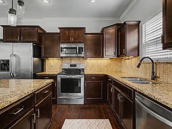 4th image of 6512 W Pleasant Way