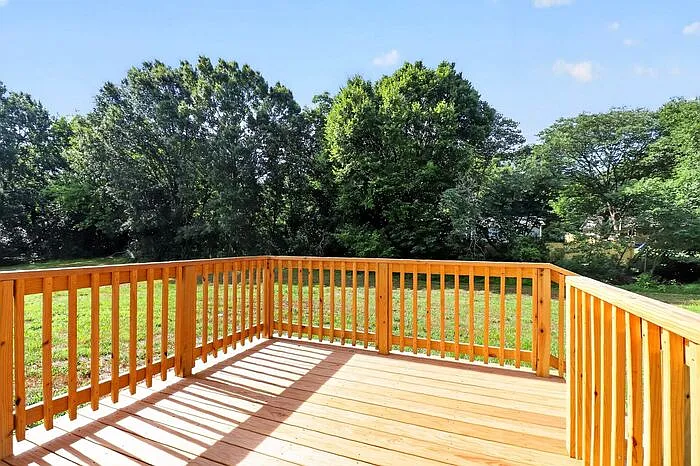 310 E Talleyrand Ave — Photo 30