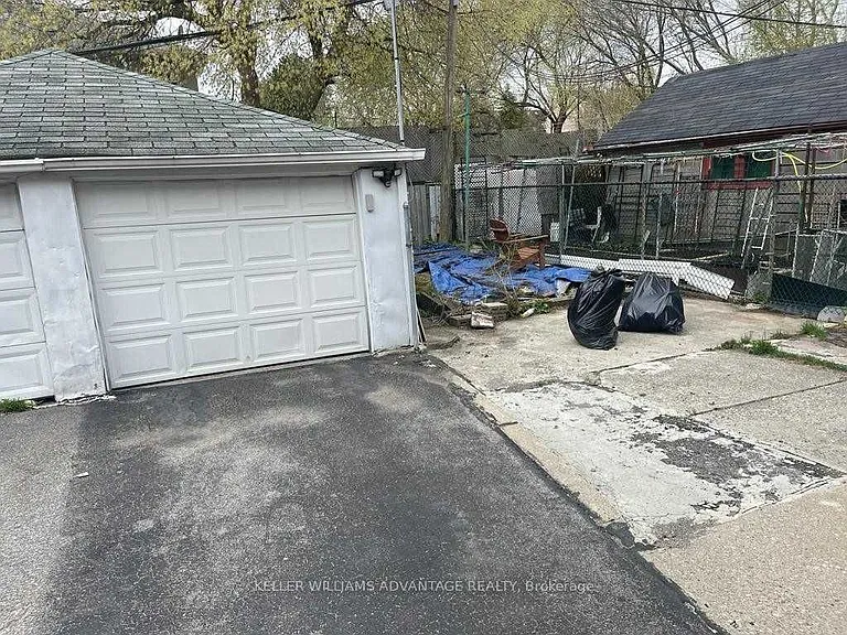 372 Highfield Rd #LOWER — Photo 18