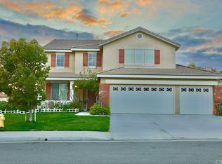 7069 Raymond Dr, Eastvale, CA 92880
