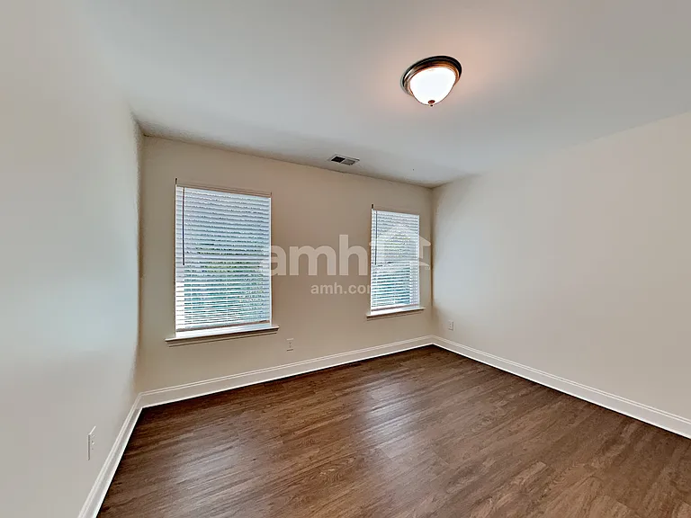 3557 Okelly Dr — Photo 22