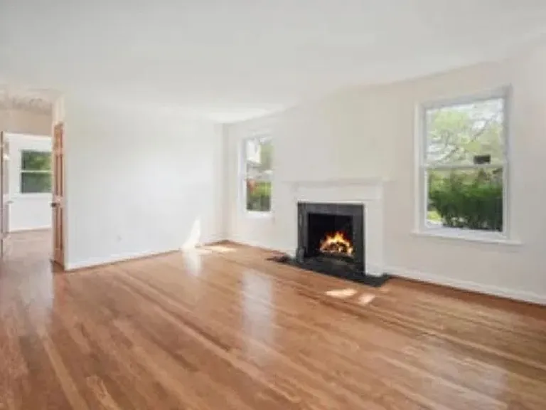 8413 Spencer Ct — Photo 5