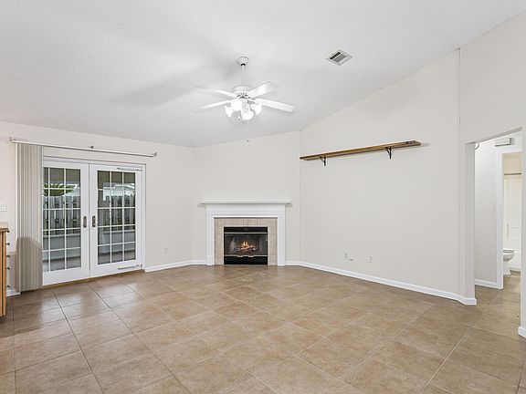 5th image of 2201 Wedgewood Ct