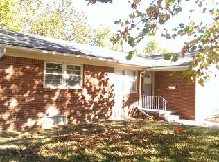 1002 E 23rd Ave, Hutchinson, KS 67502