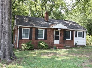 1321 Richland Dr, Charlotte, NC 28211