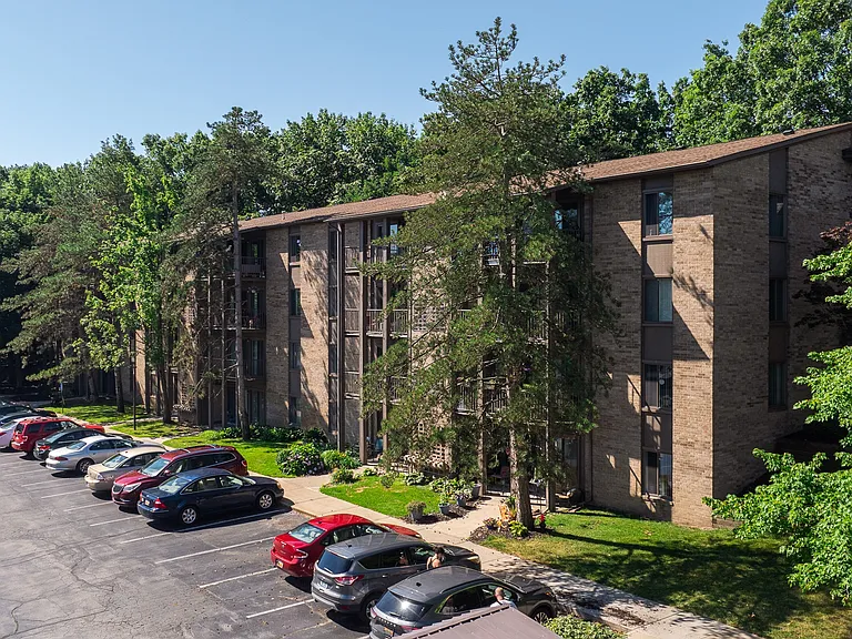 Winchell Way Apartments — Photo 25