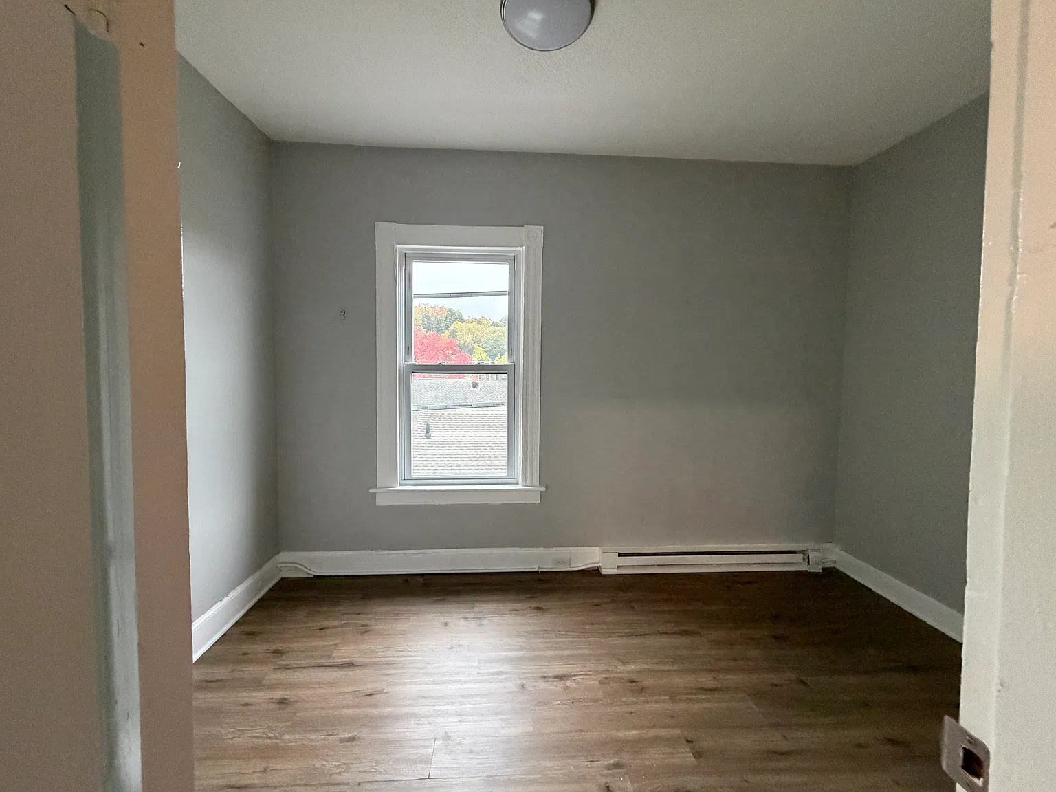 2 bed, $1,150 — Photo 4