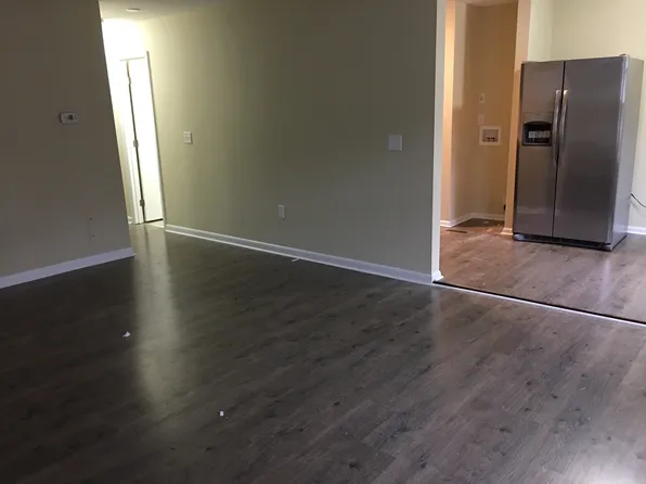 7221 Doe Dr #601, Gloucester, VA 23061