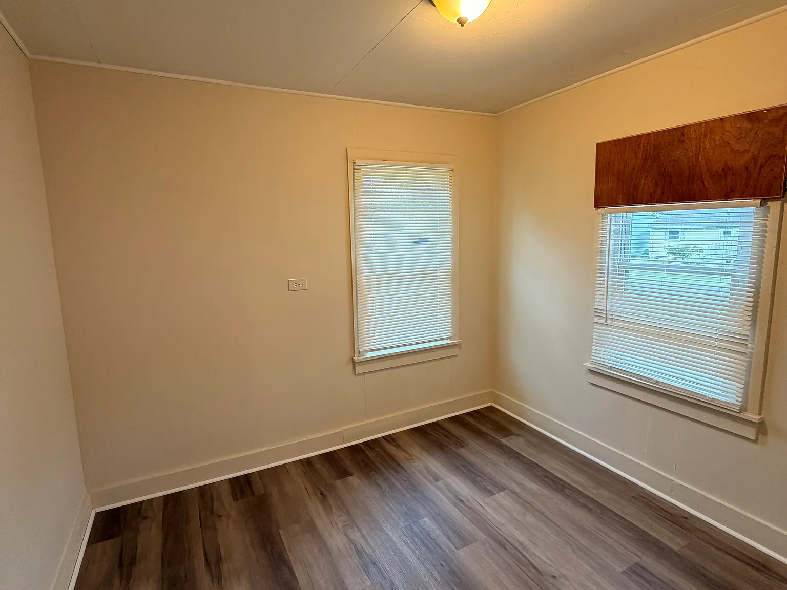 3 bed, 1150 sqft, $1,550 — Photo 4