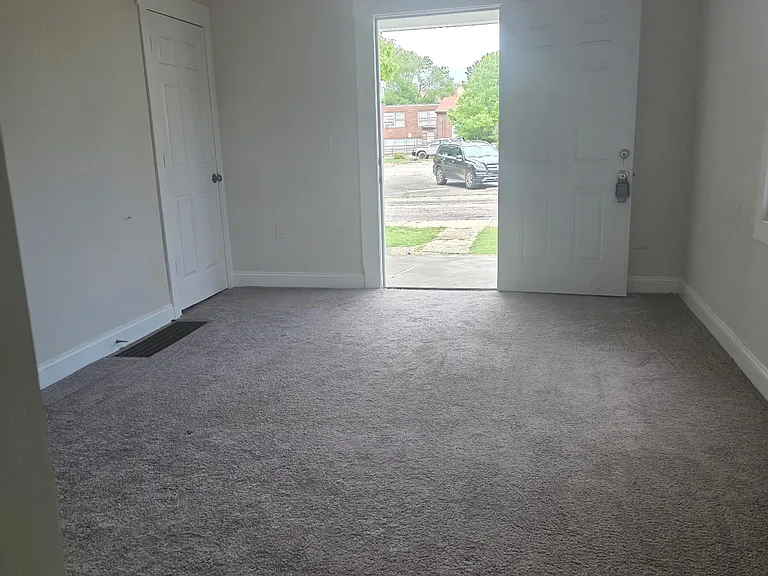11 Garfield St #1 — Photo 14