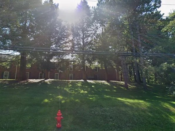 100 Kennedy Drive #60, South Burlington, VT 05403
