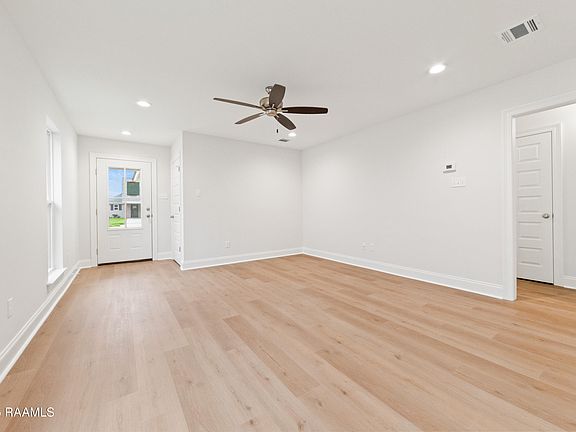 5th image of 238 Camerons Cove Dr