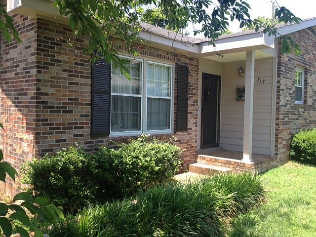 1st image of 317 Clofton Dr