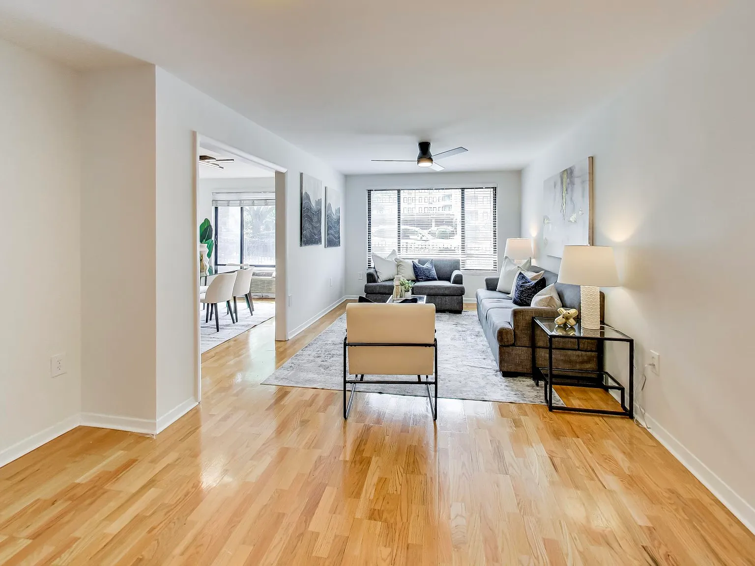 2501 Calvert St NW — Photo 2