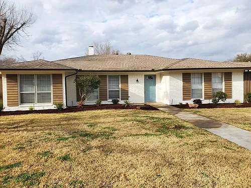 1619 Chisolm Trl Photo 1