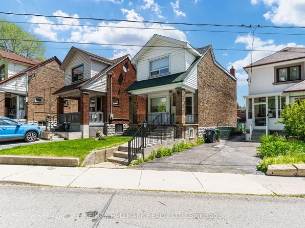 631 Lauder Ave, Toronto, ON M6E 3J8