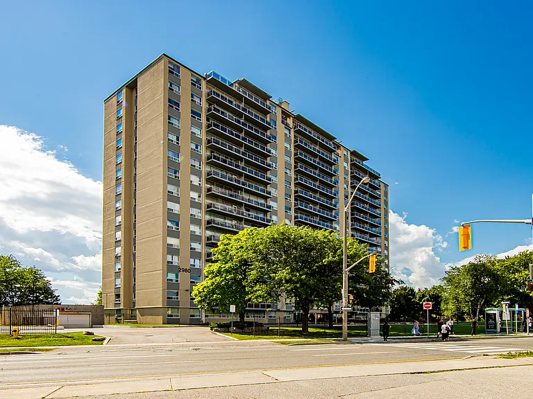 2980 Don Mills Rd — Photo 11