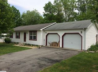 146 Mountain View Terrace Rd, Hot Springs, VA 24445