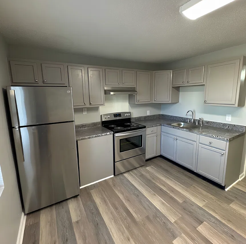 1225 Lewis Street — Photo 4