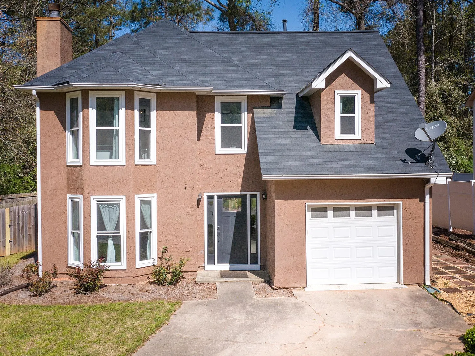 108 Braelinn Ct — Photo 2
