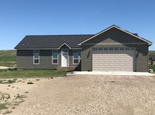 5509 Ronan Ave, Williston, ND 58801