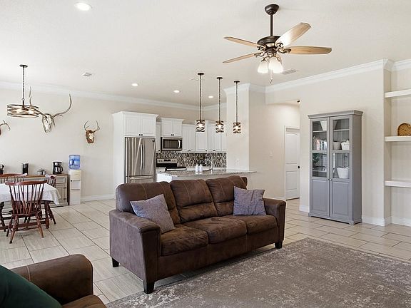 4th image of 113 Sitting Bull Ln