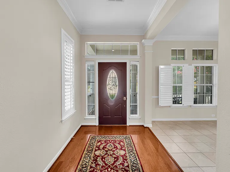 3920 Autumn Ln — Photo 4