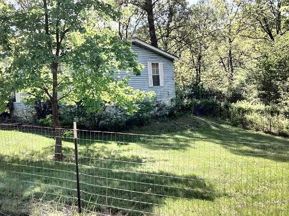 5th image of 1031 Birch Dr
