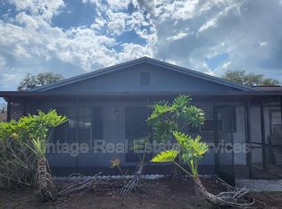 806 Walnut Dr, Seffner, FL 33584
