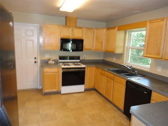 5th image of 4500 NW 32nd Pl
