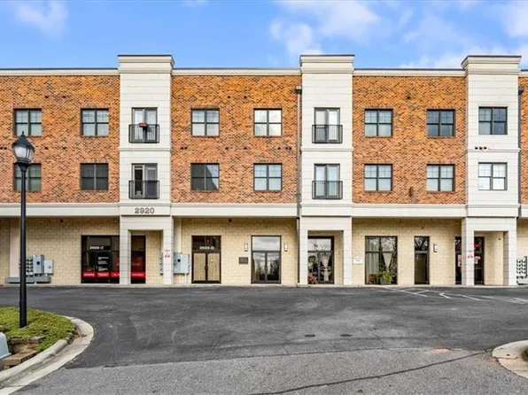 2920 Martinsville Rd APT 301, Greensboro, NC 27408
