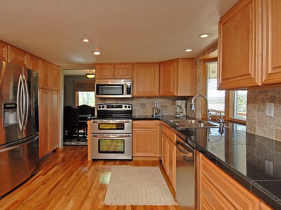 Stainless, Granite, Maple