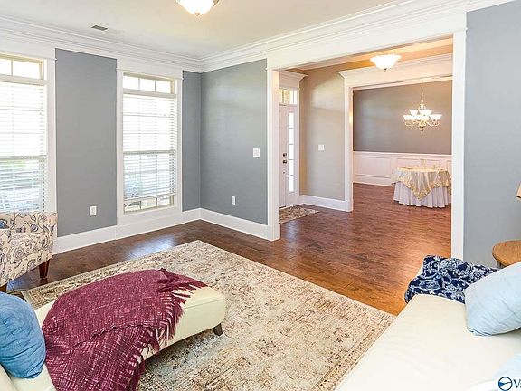 5th image of 8518 Sedgebrook SE