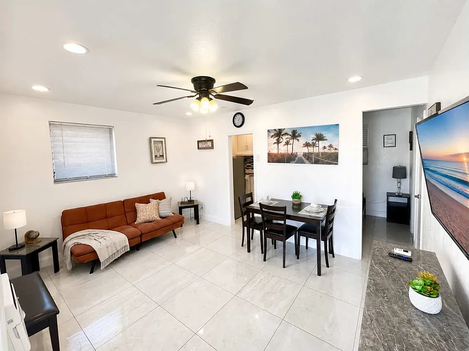 338 Van Buren St #1-ID1520225P