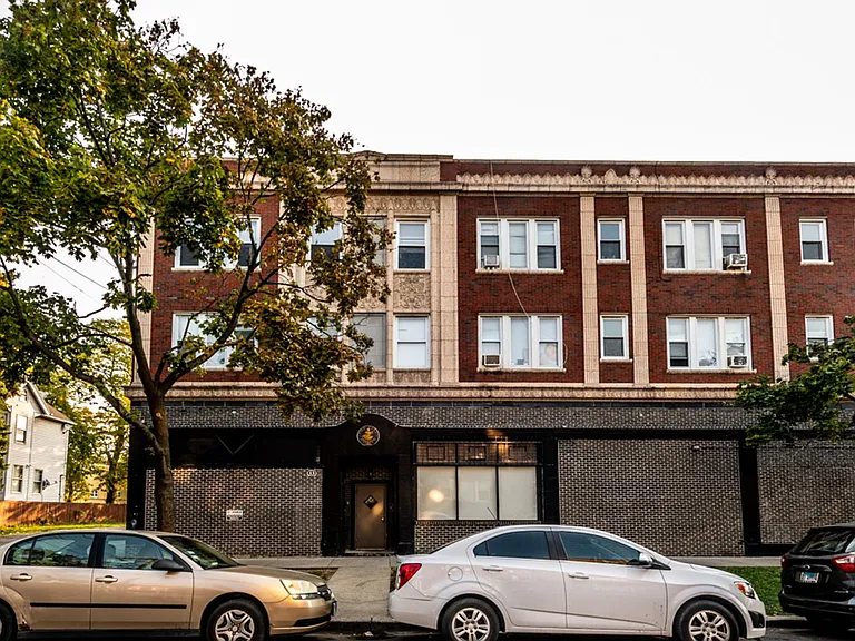 5836 W Madison — Photo 20