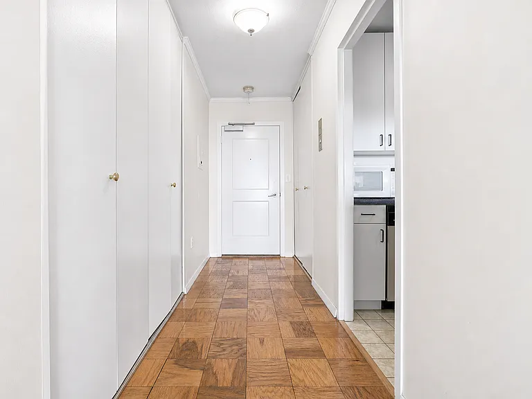 8 Whittier Pl #21B — Photo 12